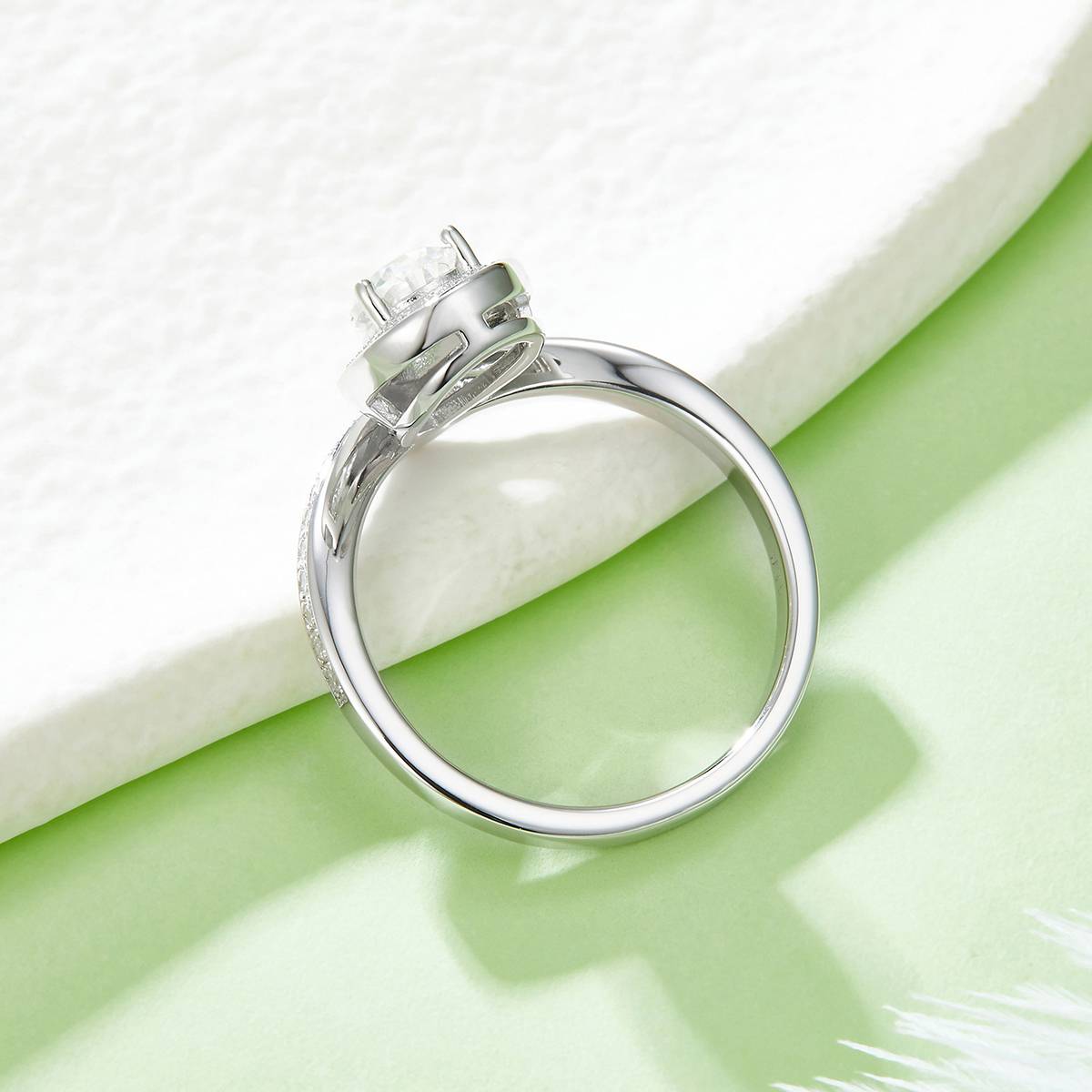 V-shaped Tiger Edge Water Drop S925 Silver Plated Platinum Colored Moissanite Diamond Women's Ring 1 Carat D-Class